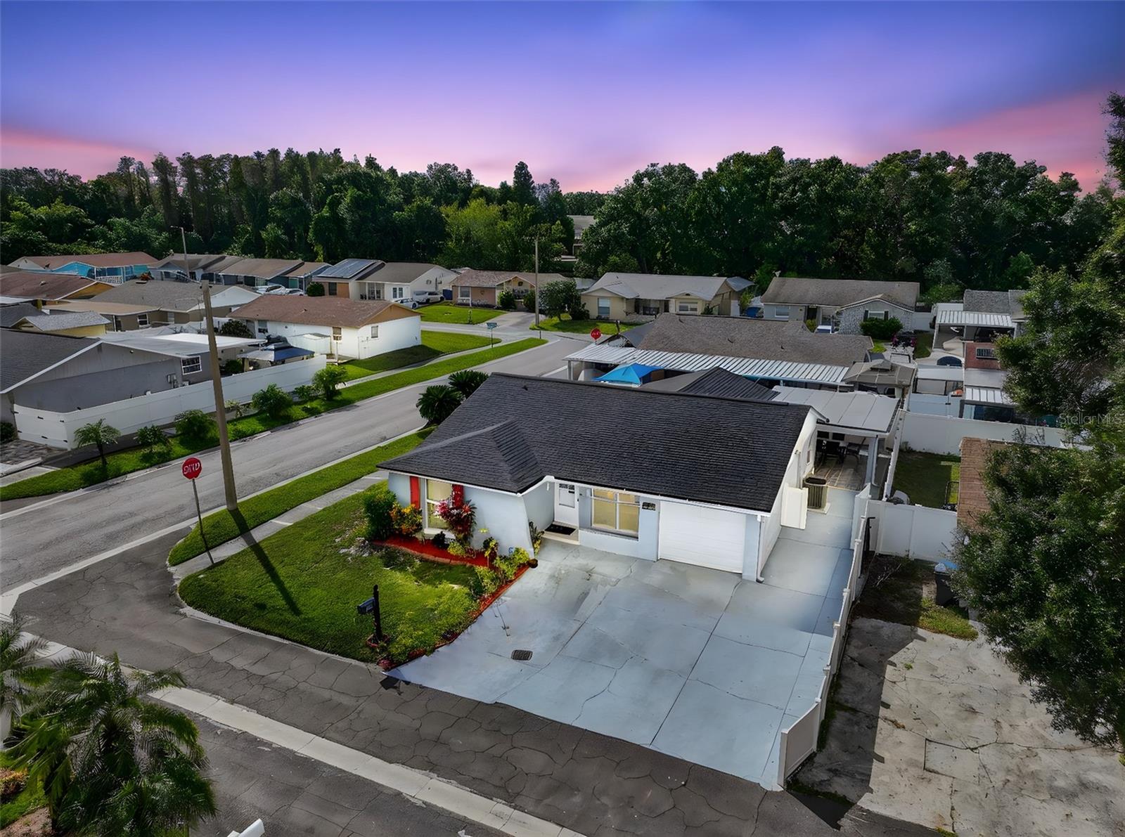 Image 58 of 69 For 8502 Willow Forest Court