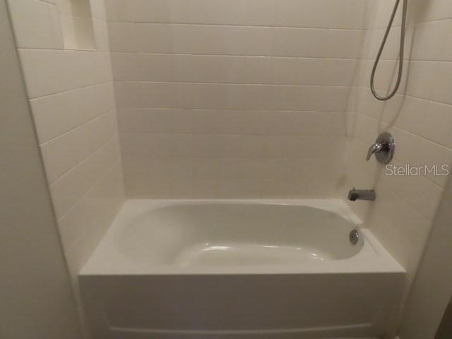 Image 29 of 39 For 4024 Mossy Limb Court