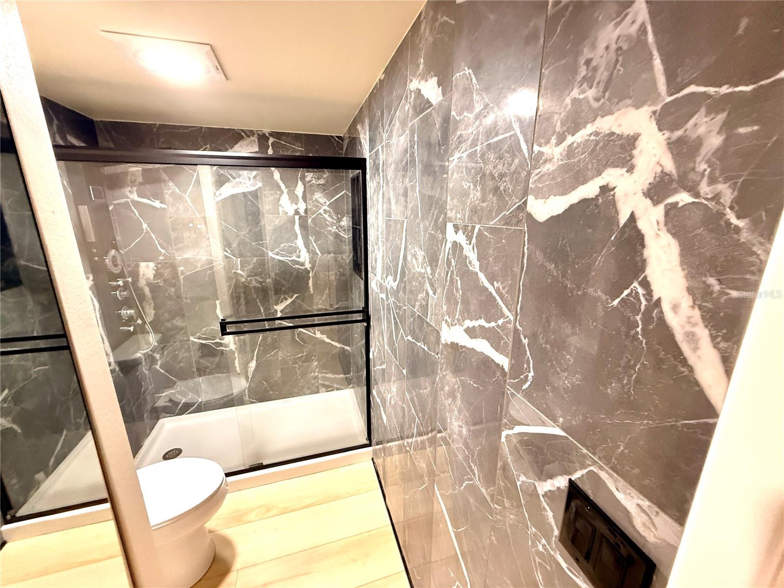 Image 38 of 58 For 2706 5th Court 66a