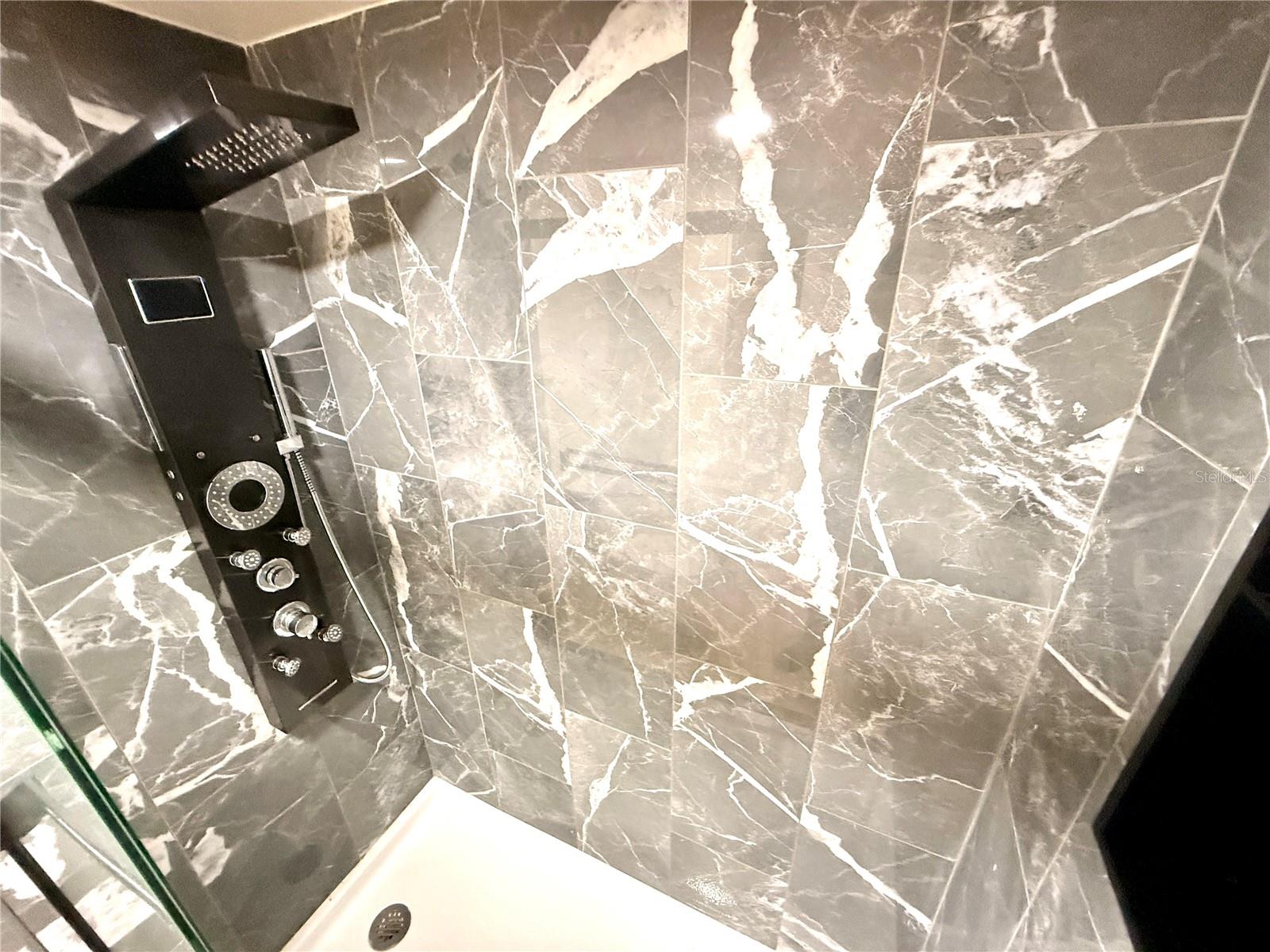 Image 39 of 58 For 2706 5th Court 66a