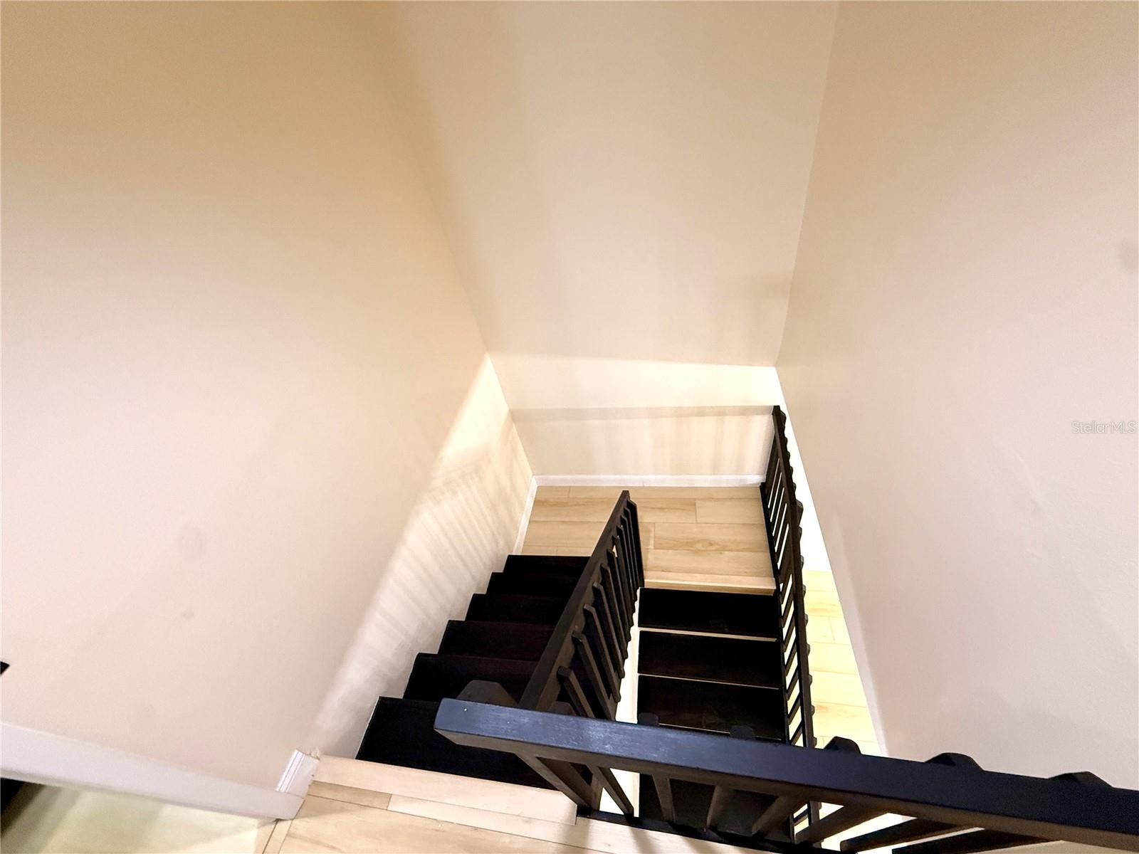 Image 40 of 58 For 2706 5th Court 66a