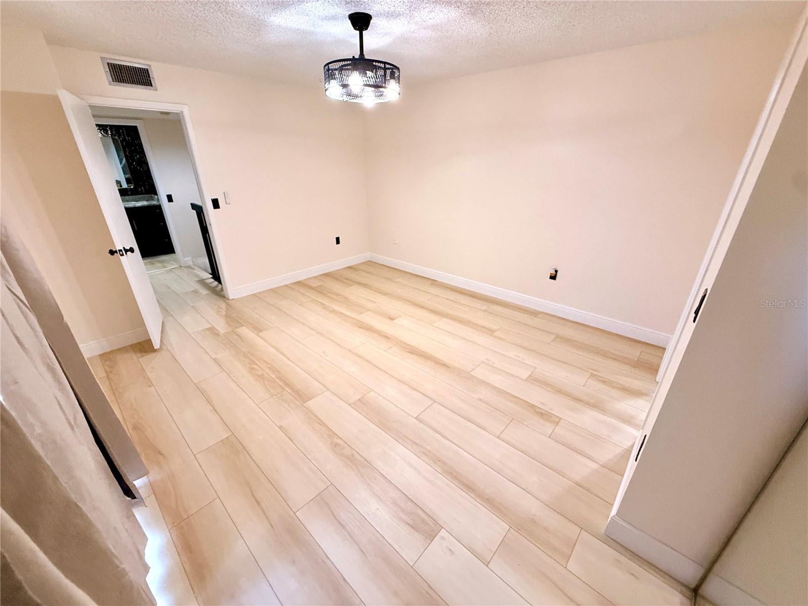 Image 44 of 58 For 2706 5th Court 66a