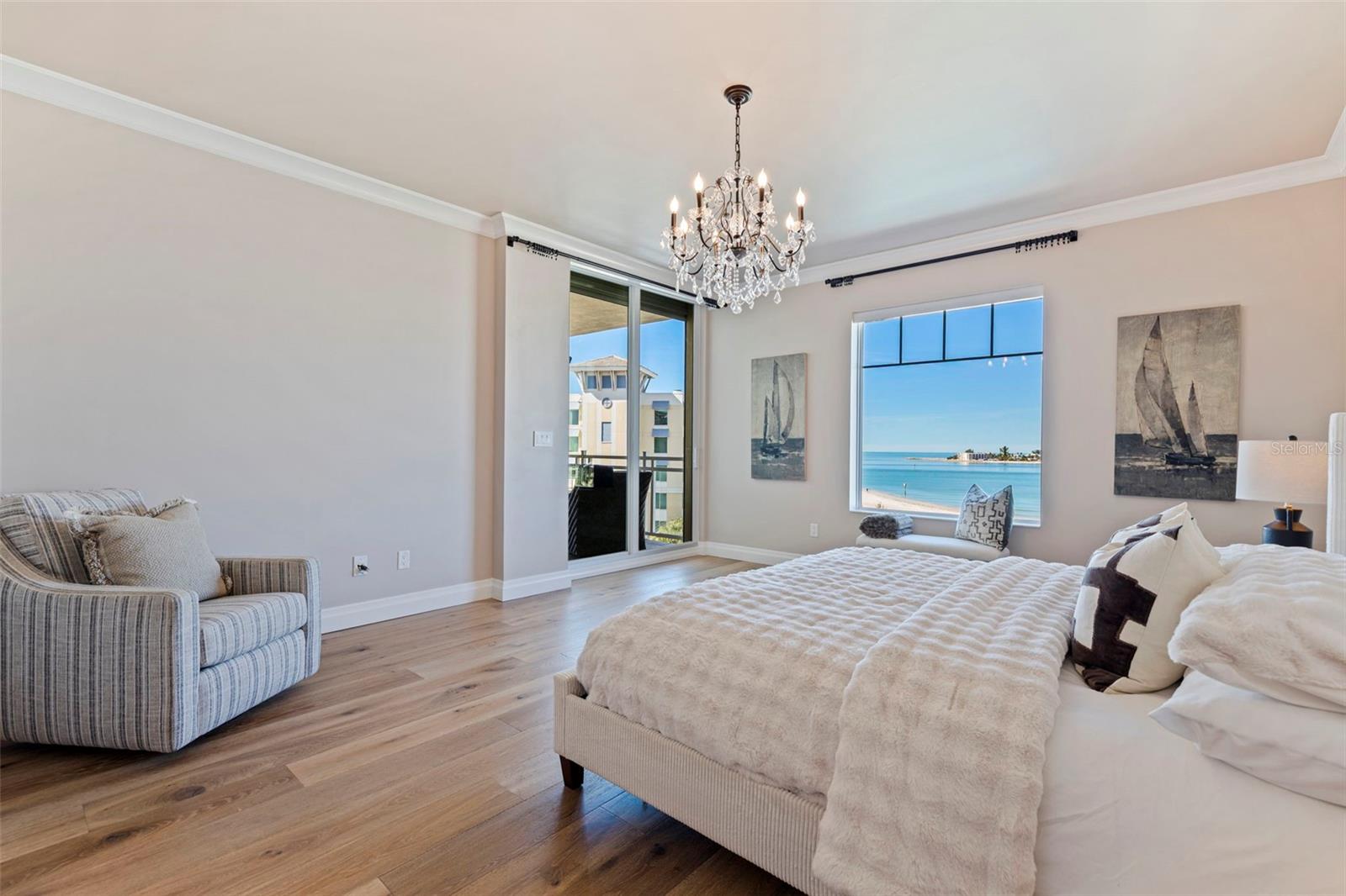 Image 14 of 37 For 650 Collany Road 503