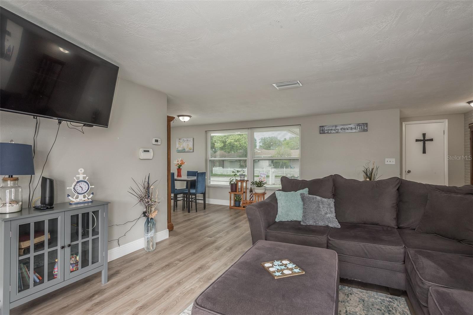 Image 5 of 33 For 8906 Catalina Drive