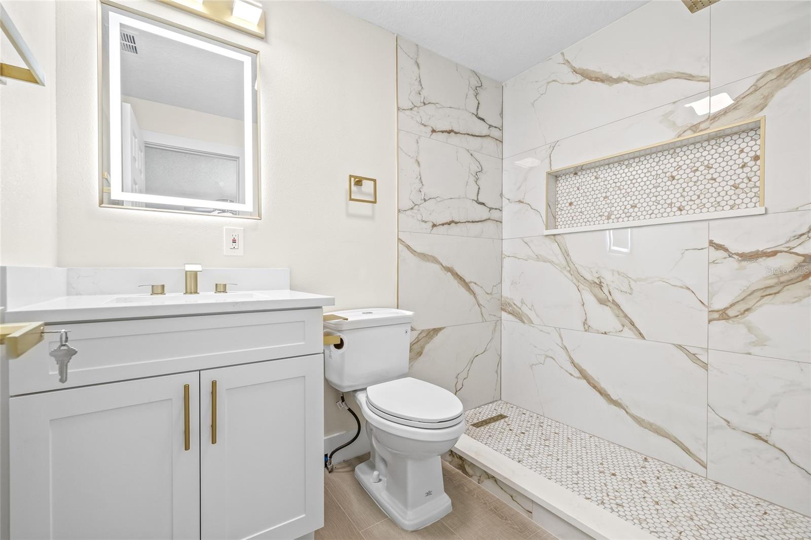 Image 21 of 47 For 70 Horton Circle