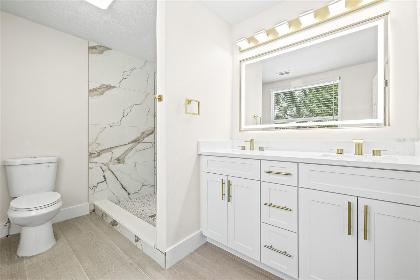 Image 27 of 47 For 70 Horton Circle