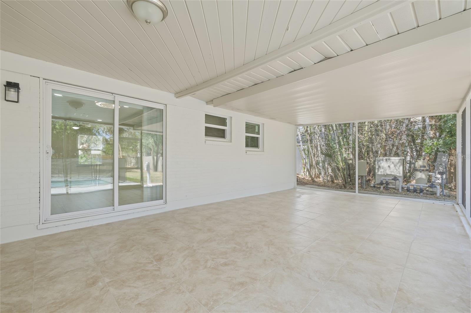 Image 35 of 47 For 70 Horton Circle