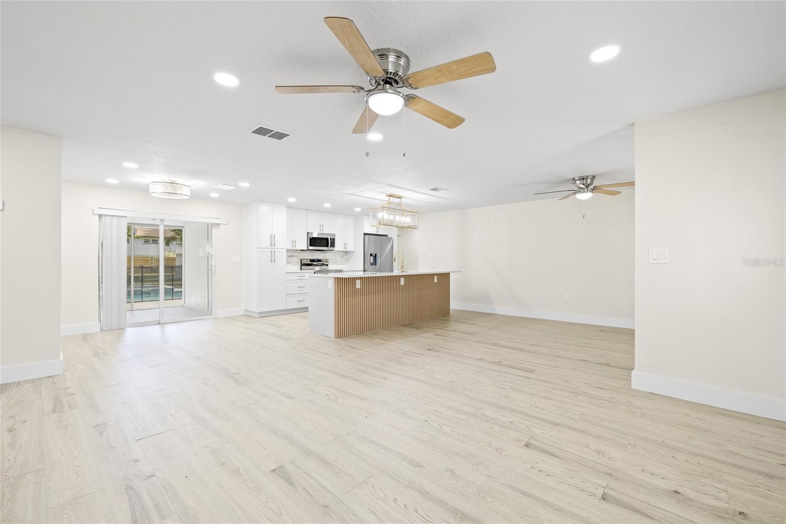 Image 5 of 47 For 70 Horton Circle