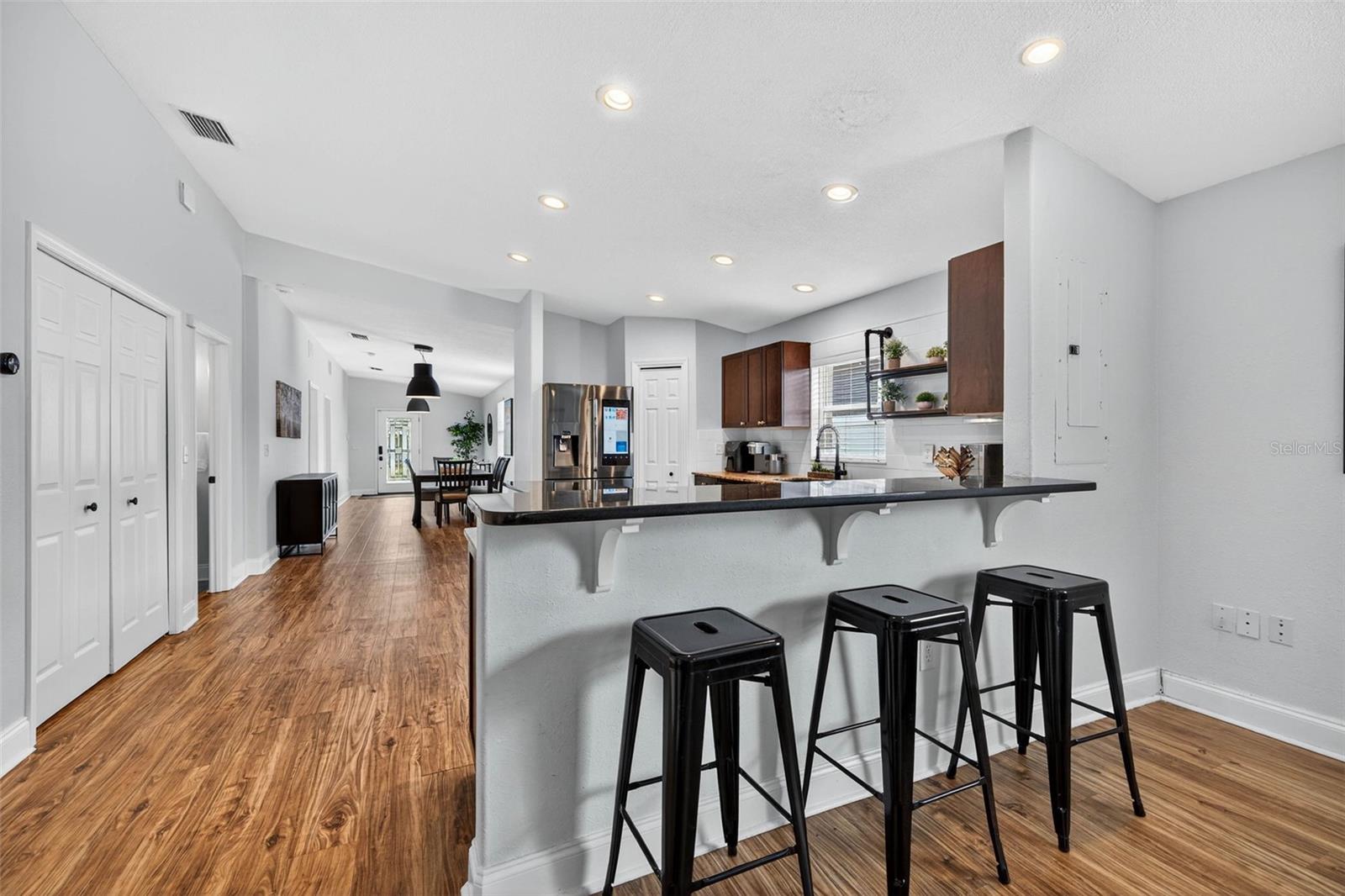 Image 12 of 34 For 3104 15th Street N