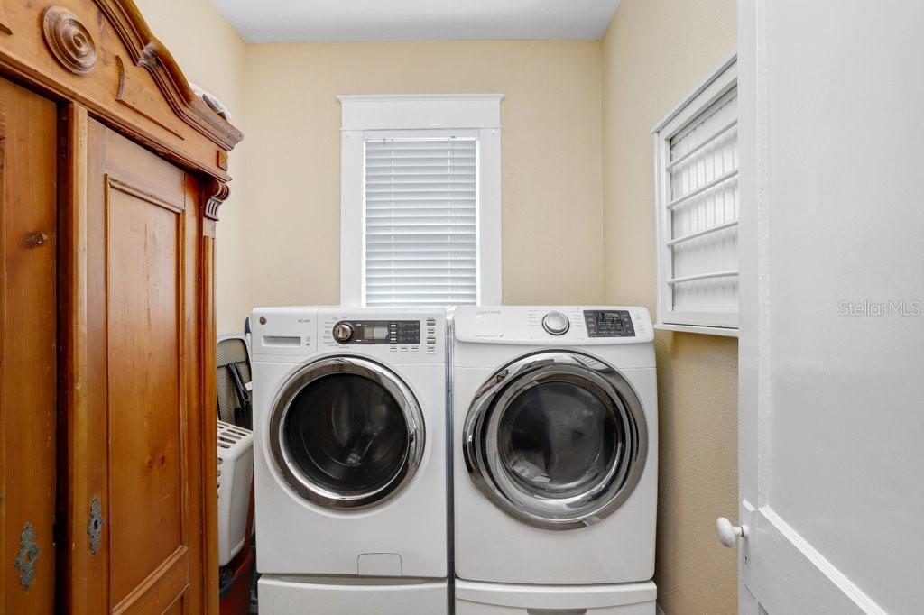 Image 18 of 36 For 1706 Hills Avenue