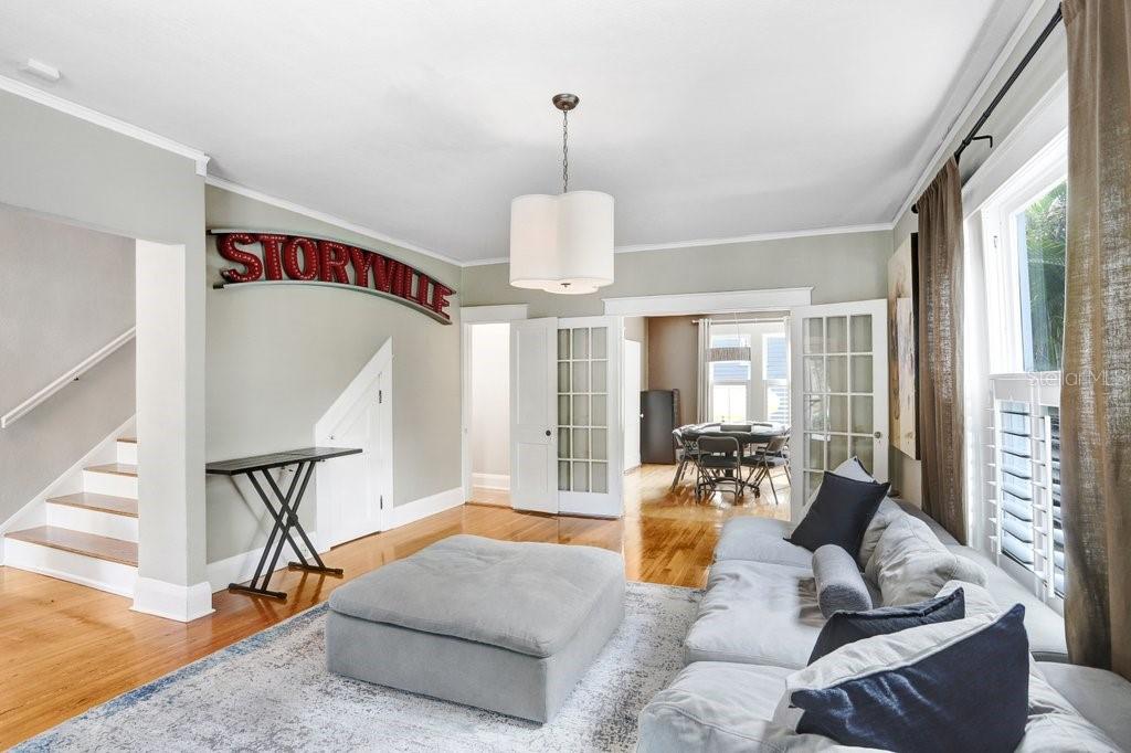 Image 8 of 36 For 1706 Hills Avenue