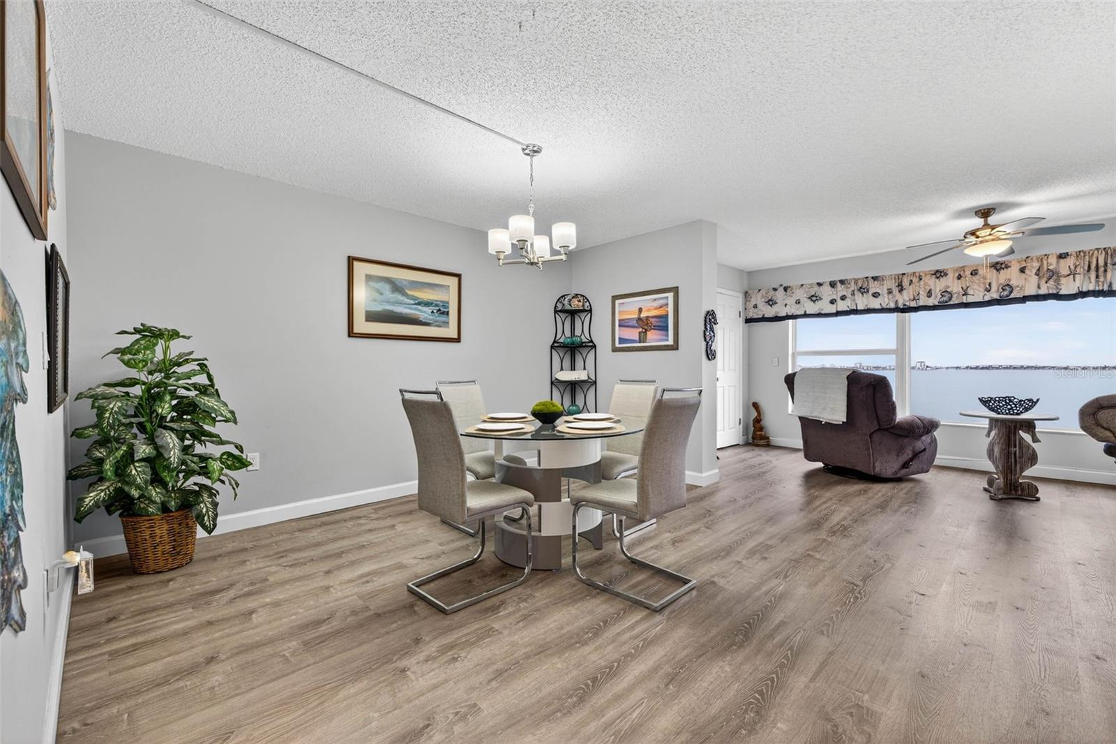 Image 13 of 44 For 6020 Shore Boulevard S 602