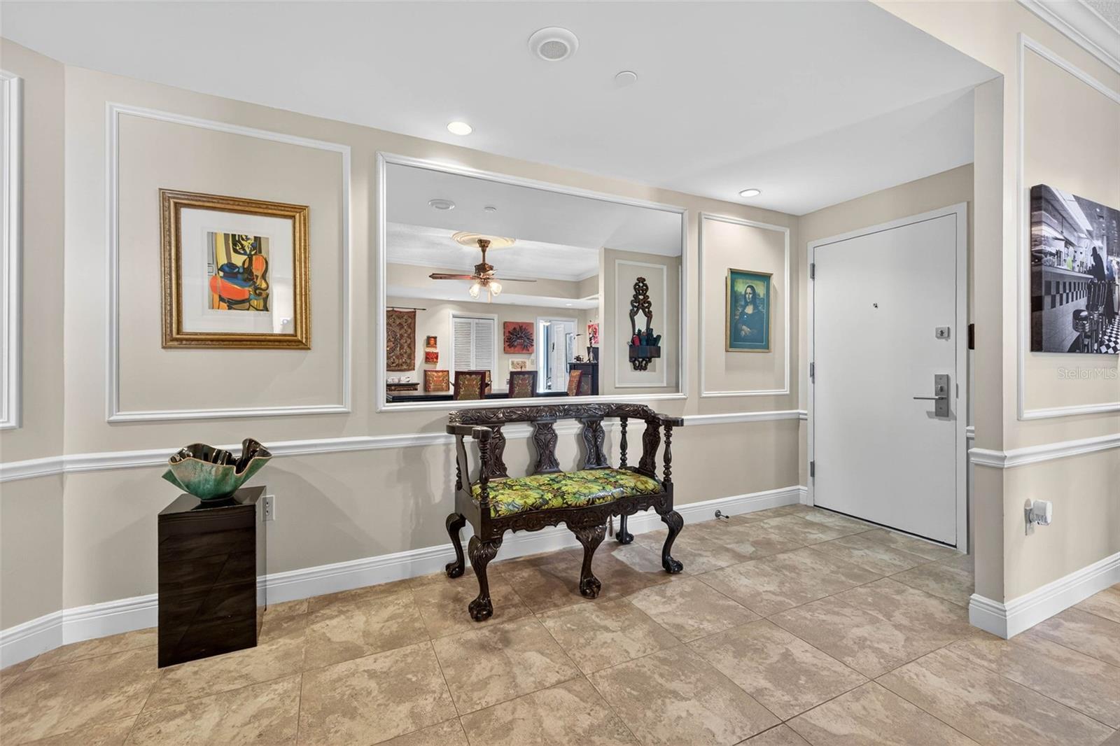 Image 2 of 62 For 1 Beach Drive Se 2006