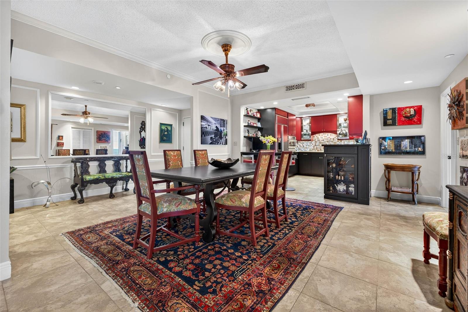 Image 3 of 62 For 1 Beach Drive Se 2006