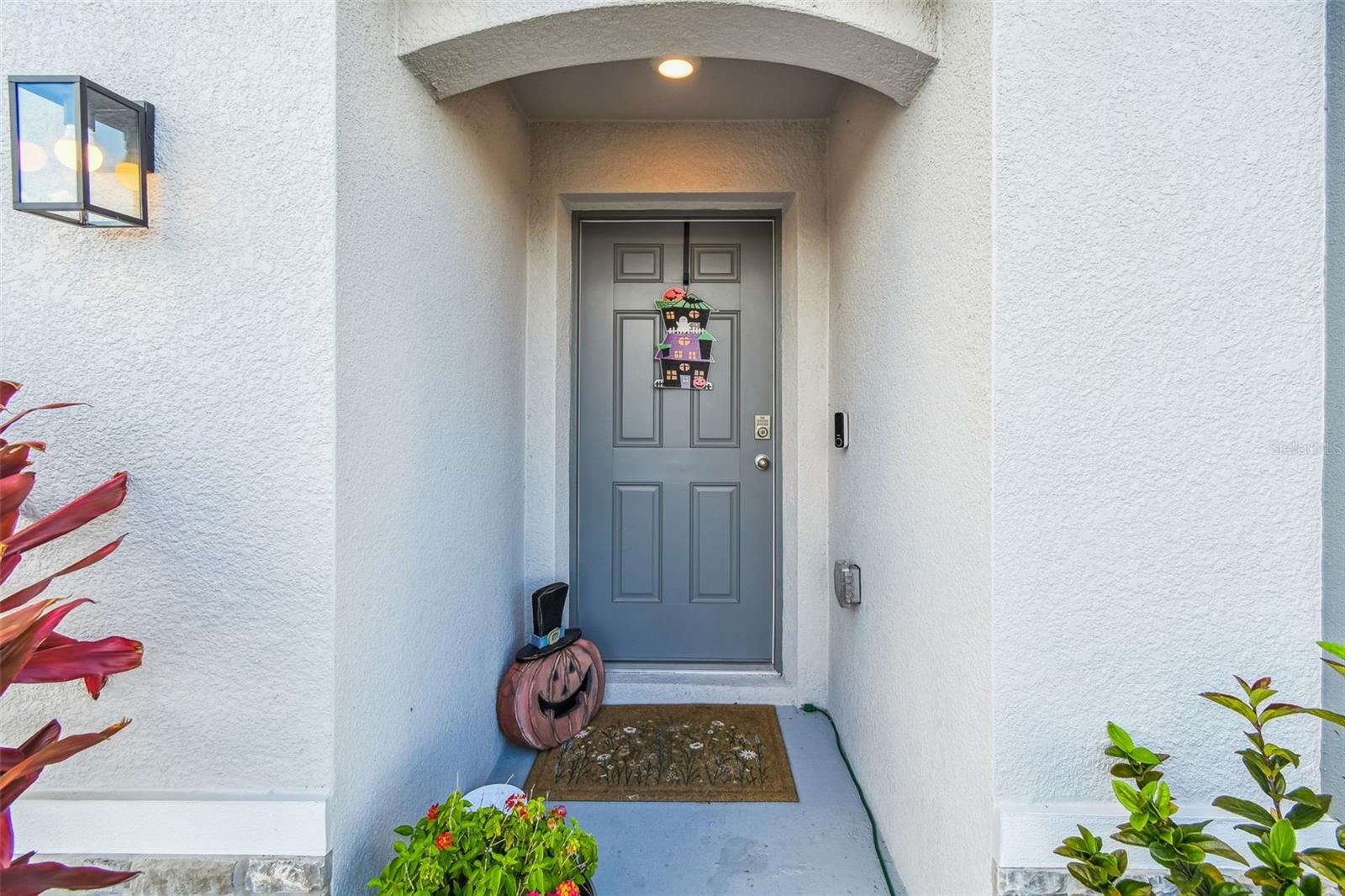 Image 2 of 47 For 3139 Silver Date Drive