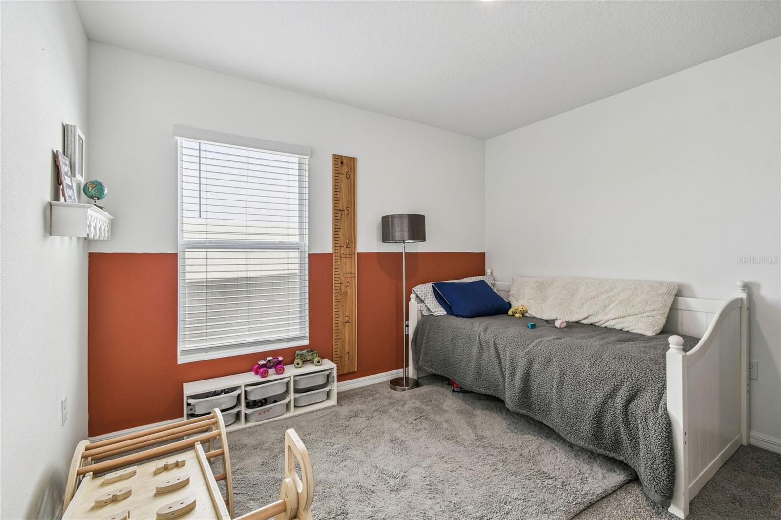 Image 21 of 47 For 3139 Silver Date Drive