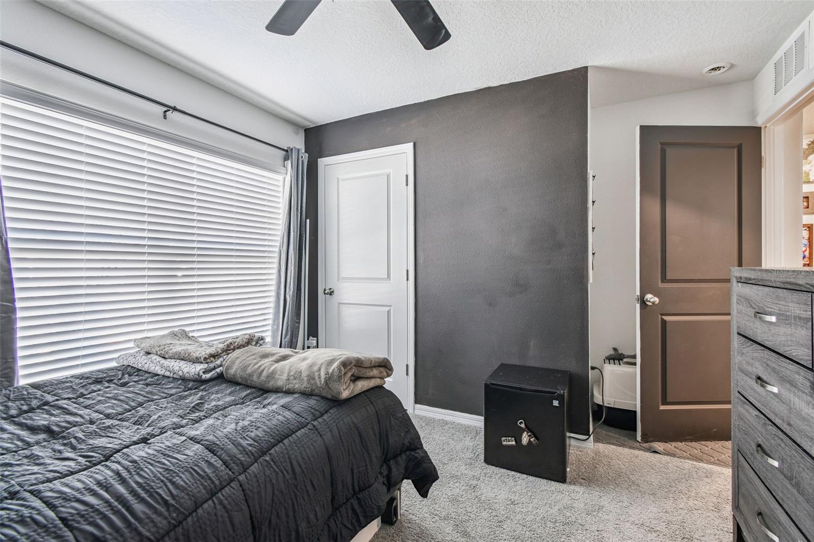 Image 29 of 47 For 3139 Silver Date Drive