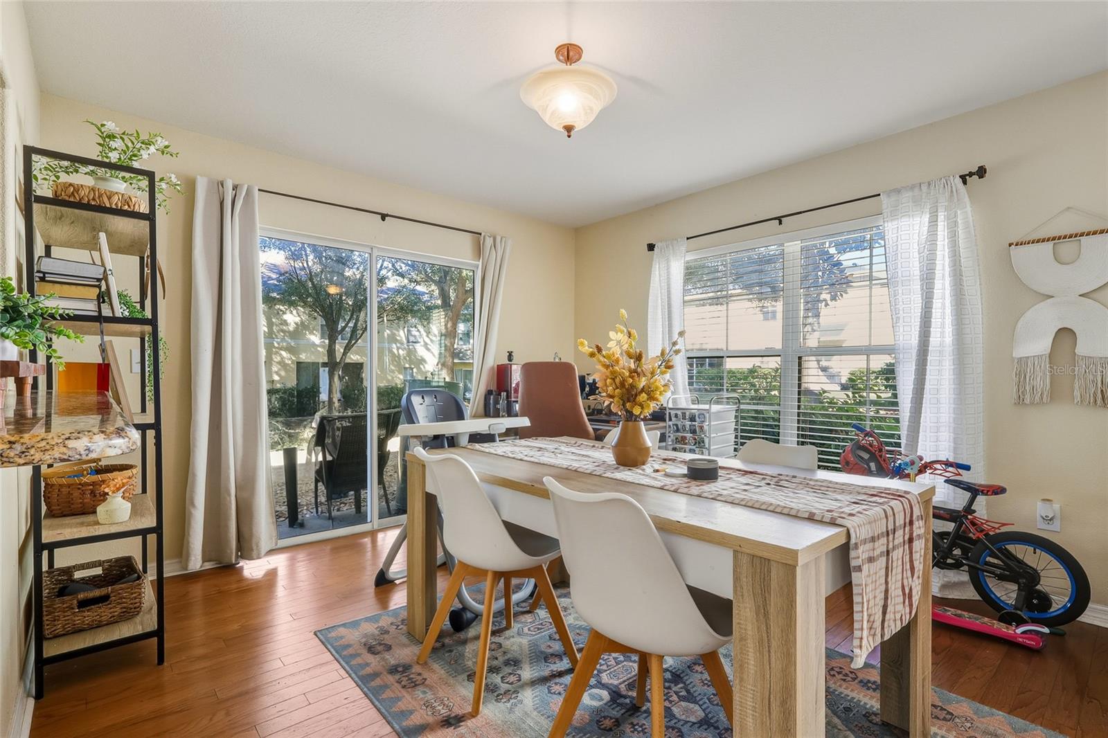 Image 2 of 14 For 10952 Keys Gate Drive