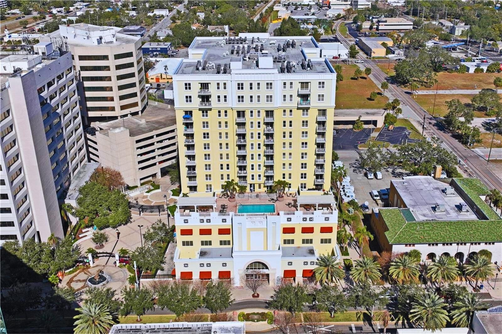 Image 46 of 51 For 628 Cleveland Street 1310