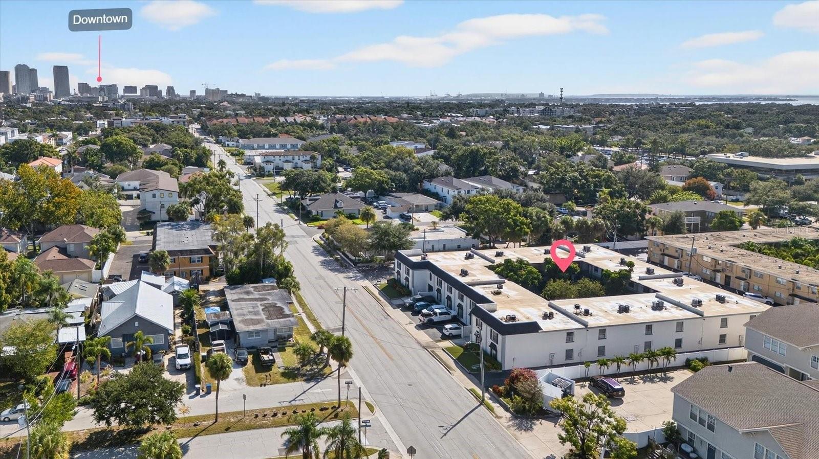 Image 2 of 27 For 2808 Azeele Street 205