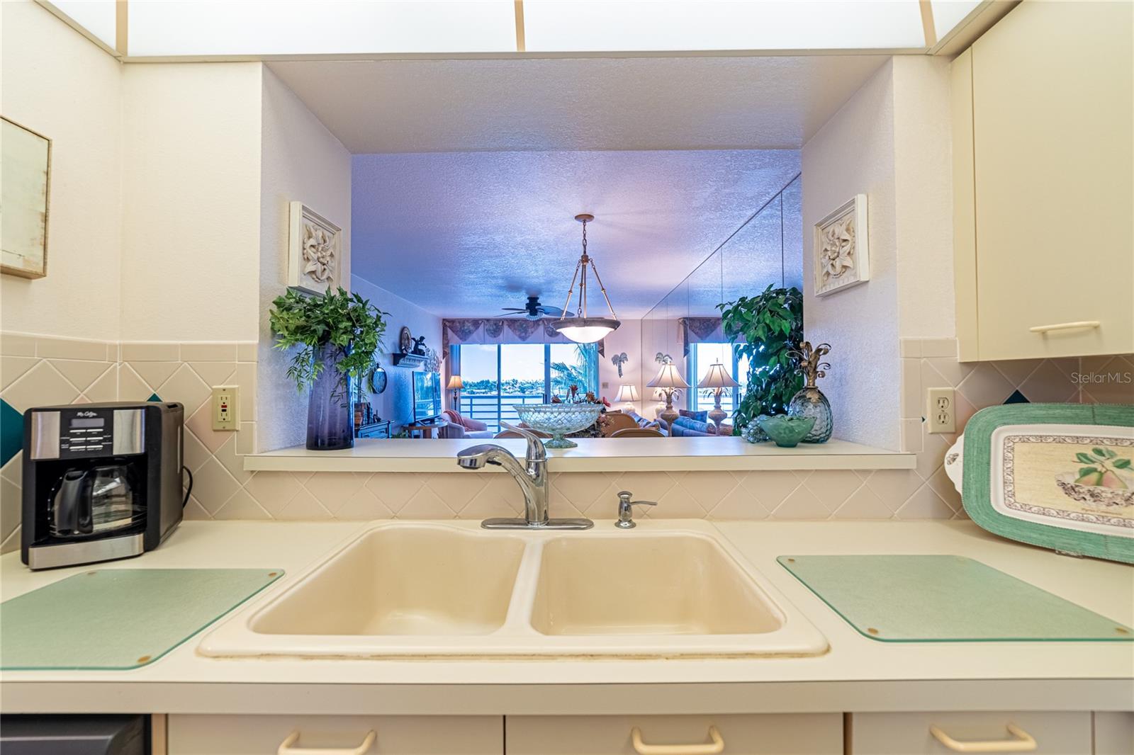 Image 20 of 34 For 5701 Bahia Del Mar Circle 407