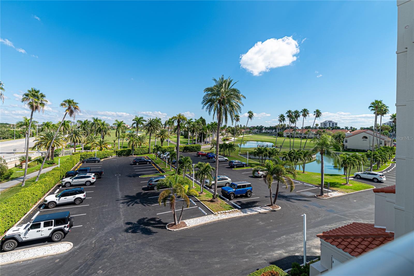 Image 32 of 34 For 5701 Bahia Del Mar Circle 407