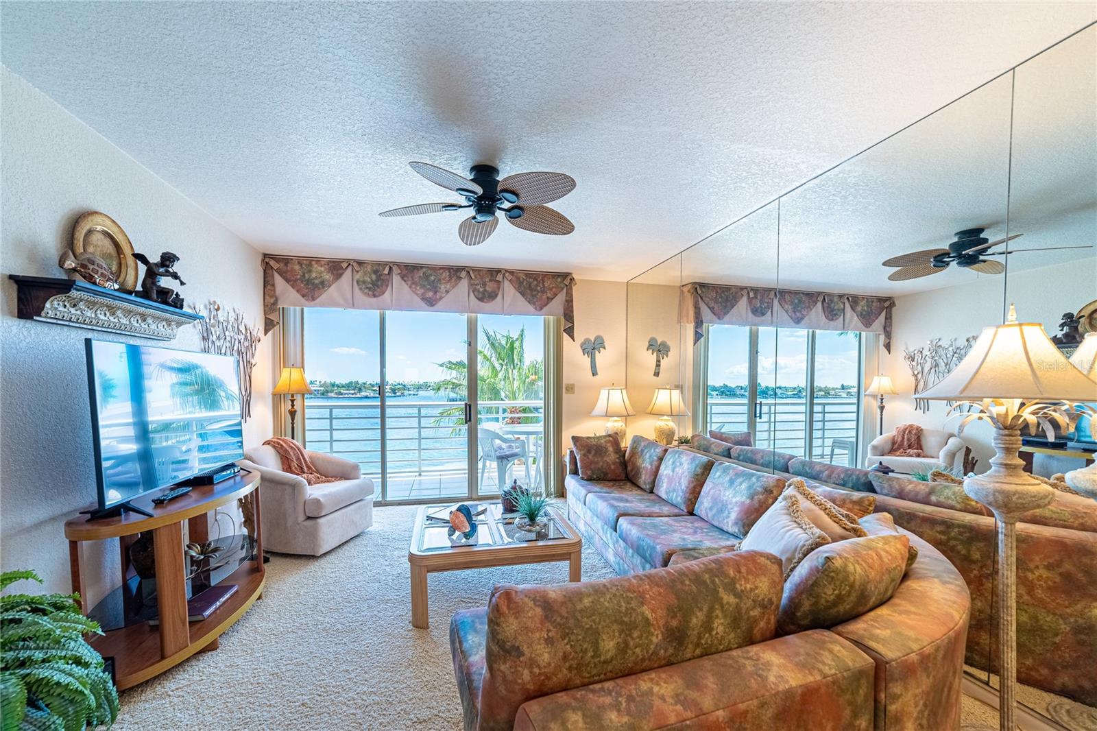 Image 4 of 34 For 5701 Bahia Del Mar Circle 407