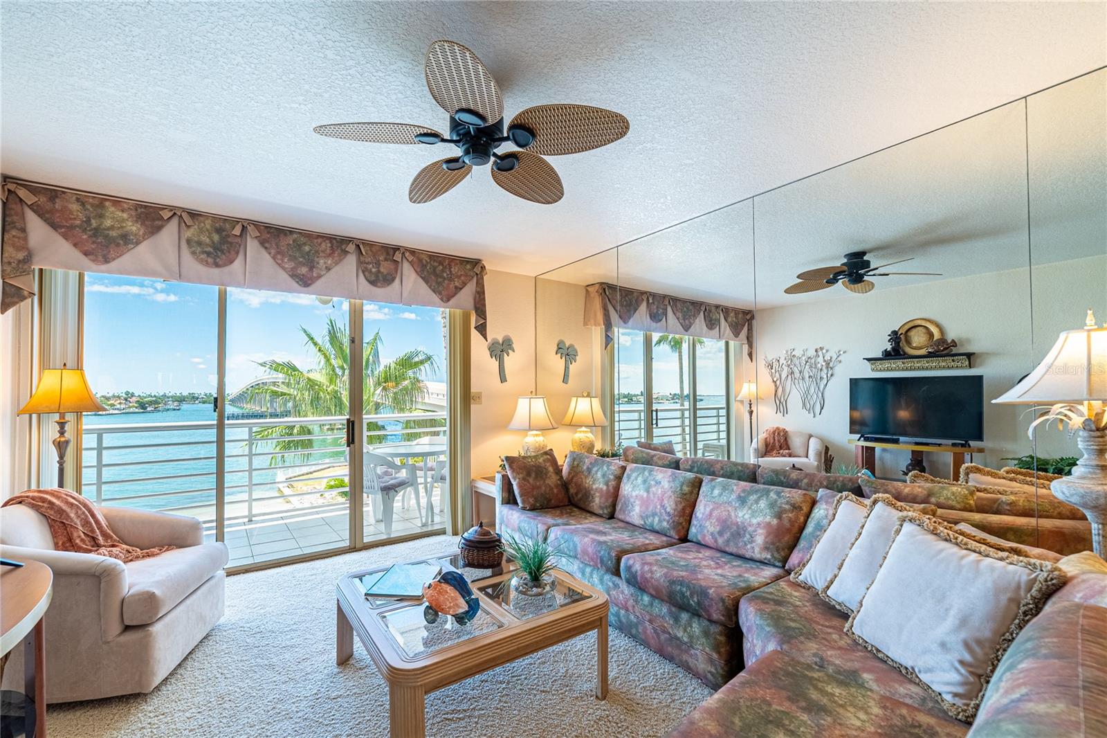 Image 5 of 34 For 5701 Bahia Del Mar Circle 407