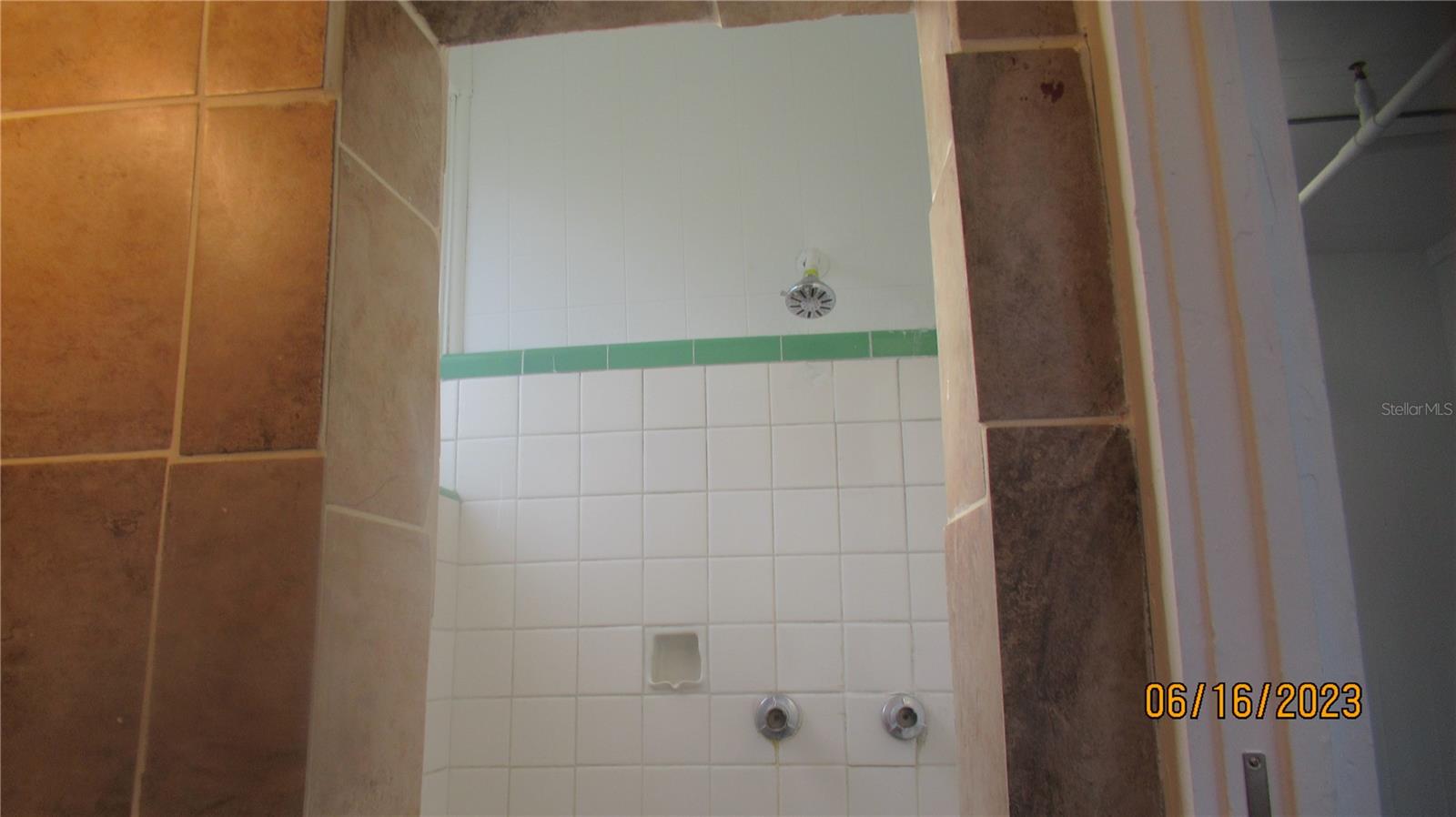 Image 12 of 16 For 730 4th Avenue N 1d