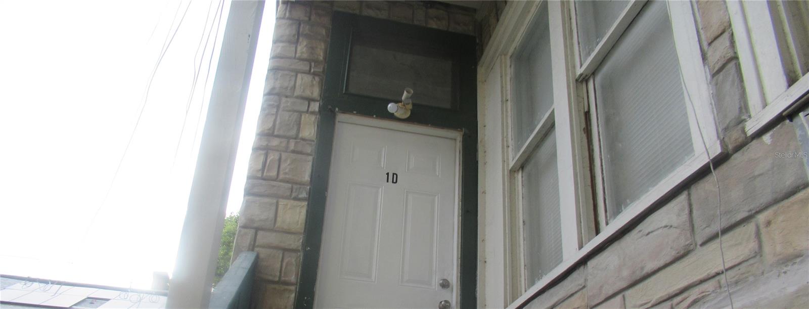 Image 4 of 16 For 730 4th Avenue N 1d