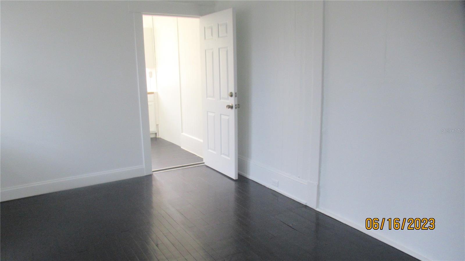 Image 9 of 16 For 730 4th Avenue N 1d