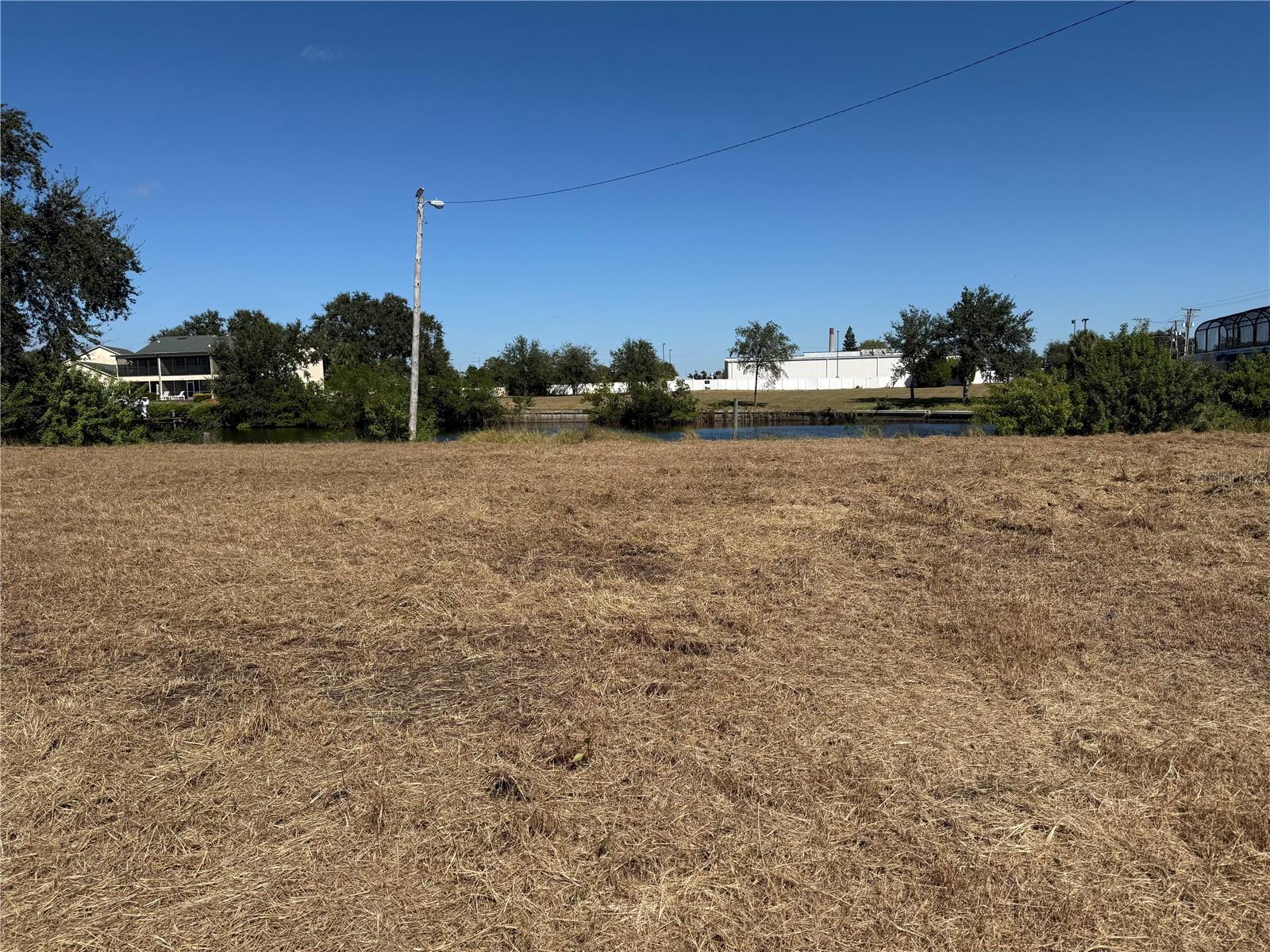 Image 7 of 7 For 601 Flamingo Drive