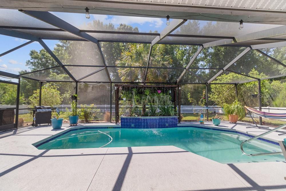 Image 28 of 29 For 105 Douglas Street