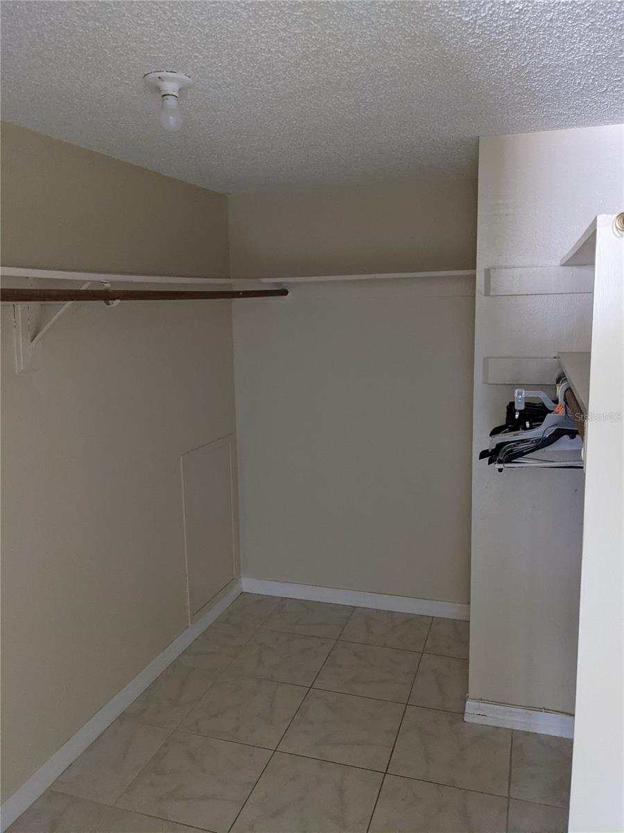 Image 5 of 22 For 4701 Joseph Court 244