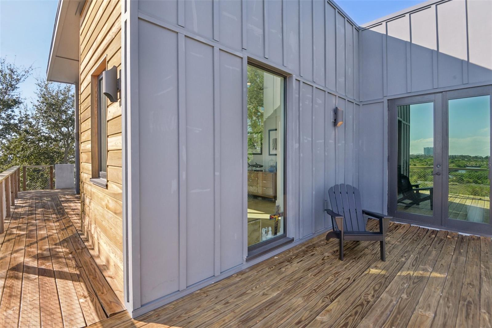 Image 36 of 67 For 4828 Flamingo Road