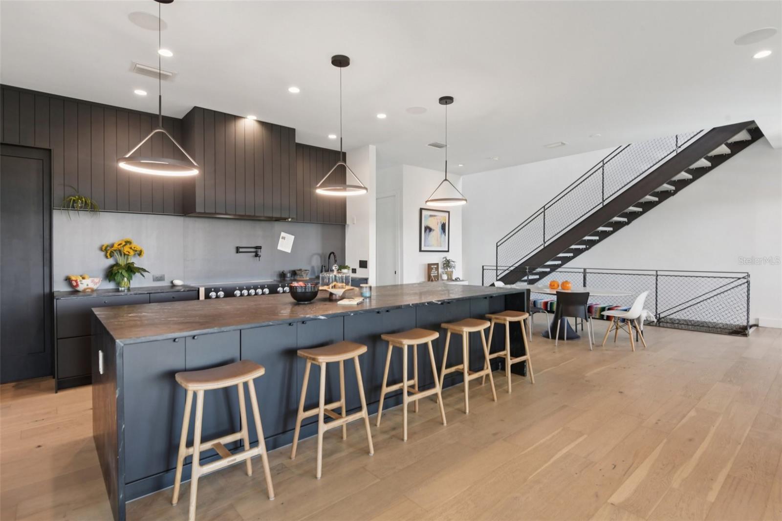 Image 4 of 67 For 4828 Flamingo Road