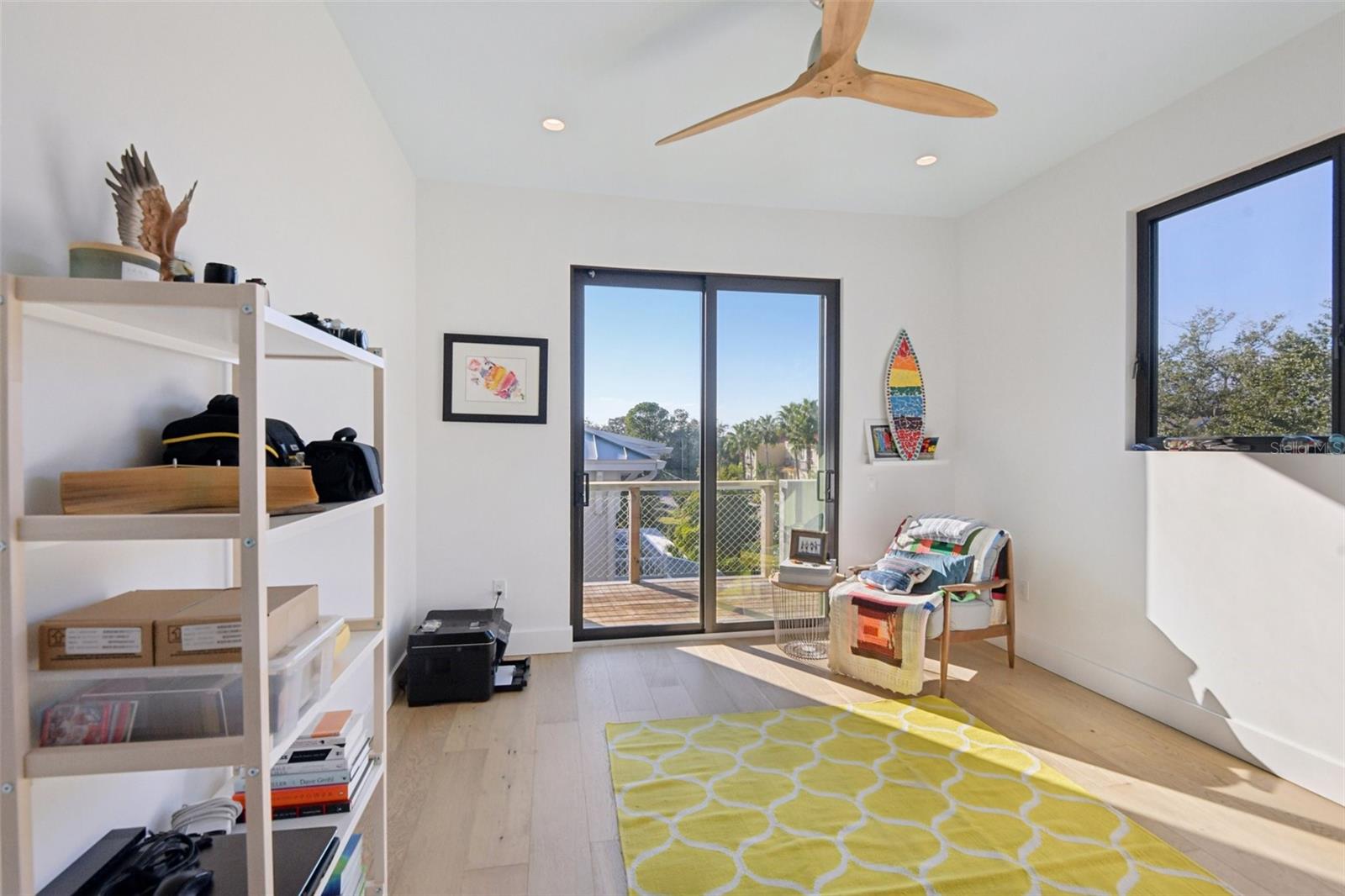 Image 47 of 67 For 4828 Flamingo Road