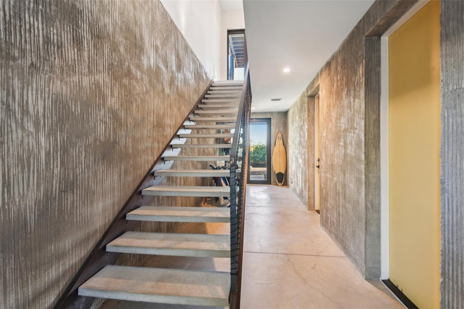 Image 52 of 67 For 4828 Flamingo Road