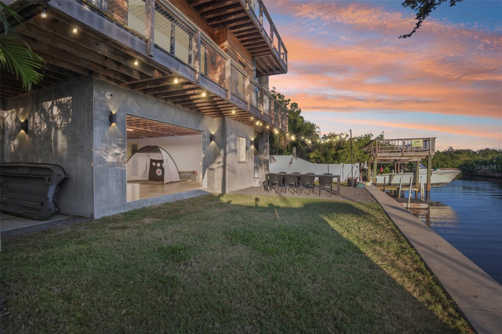 Image 64 of 67 For 4828 Flamingo Road