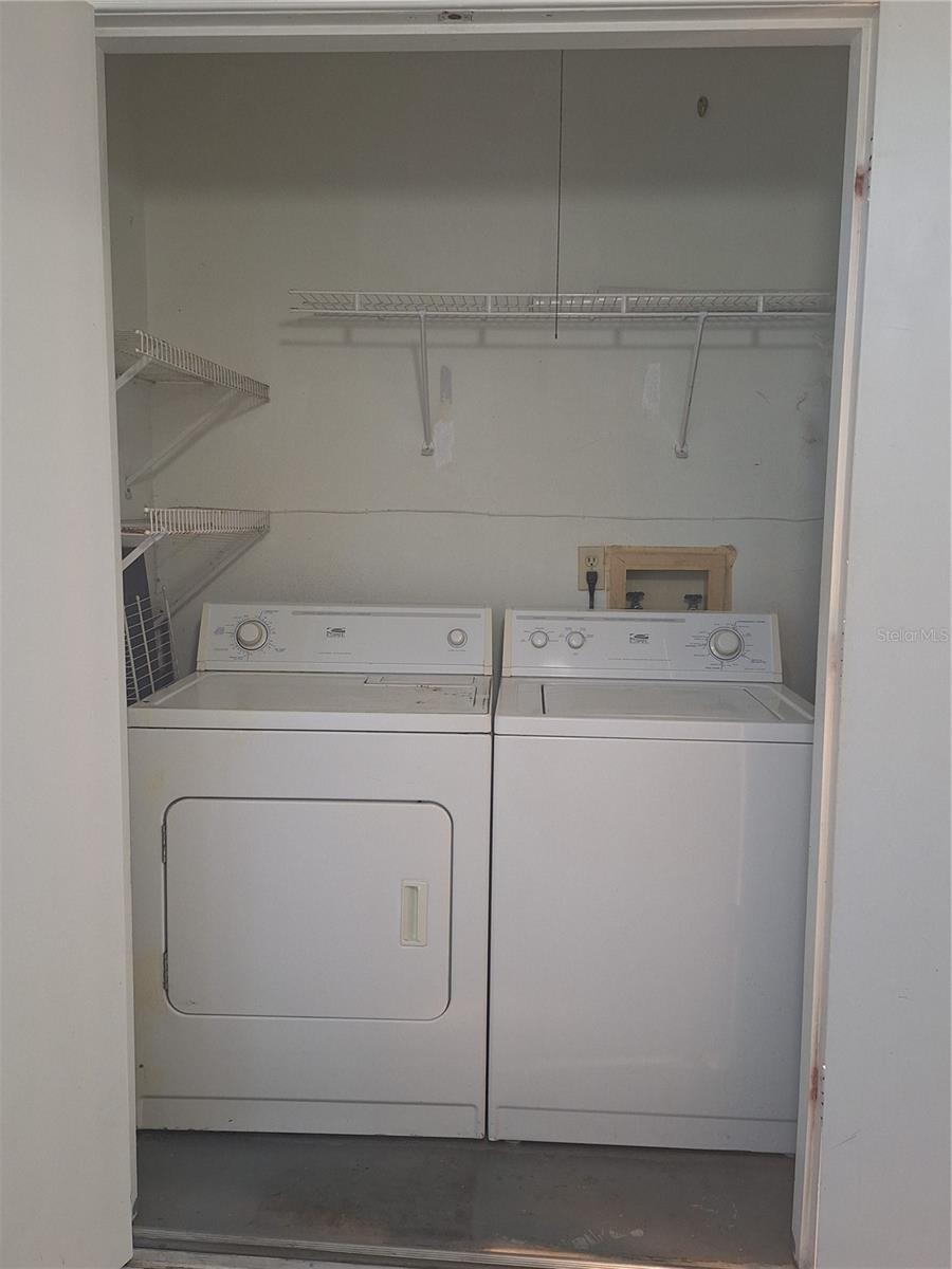 Image 18 of 40 For 3583 Whispering Oaks Lane 103