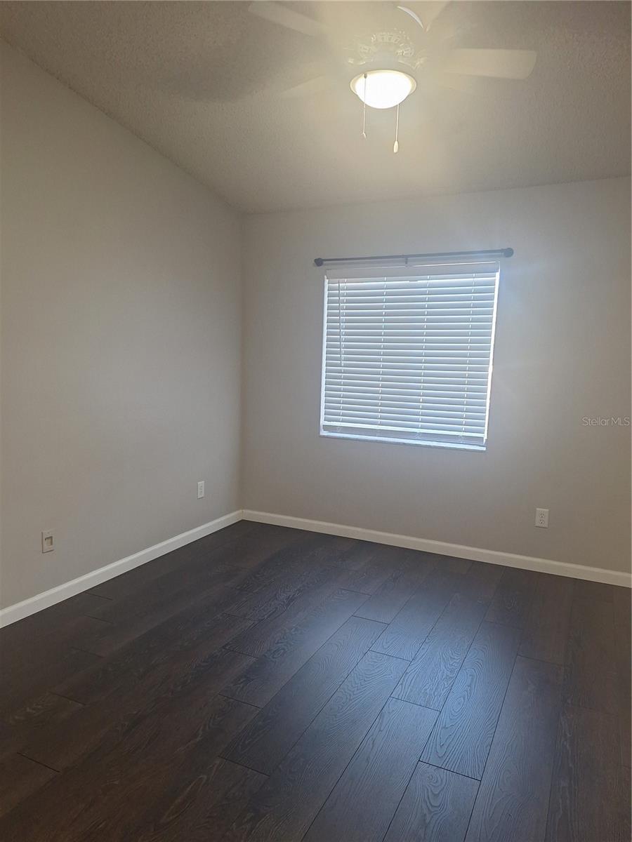 Image 23 of 40 For 3583 Whispering Oaks Lane 103