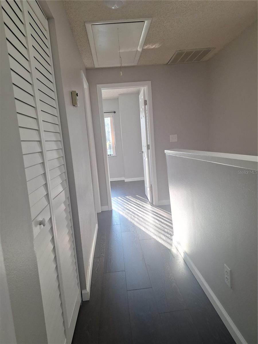 Image 31 of 40 For 3583 Whispering Oaks Lane 103