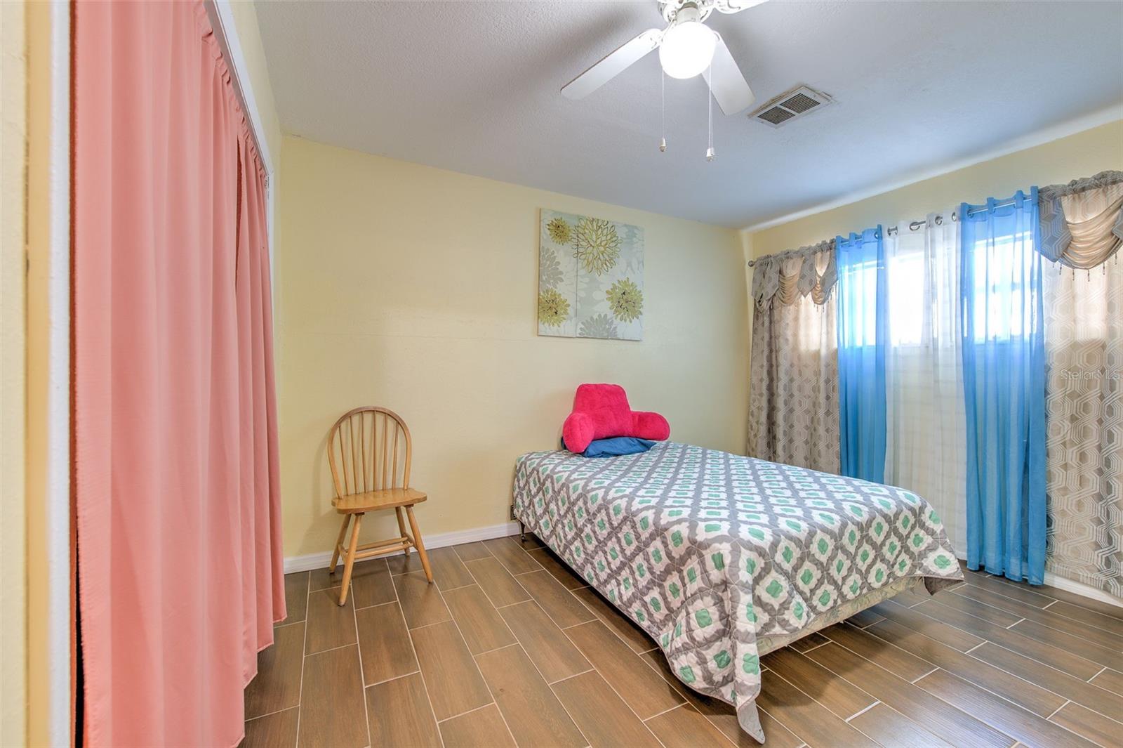 Image 6 of 29 For 5415 Miles Boulevard