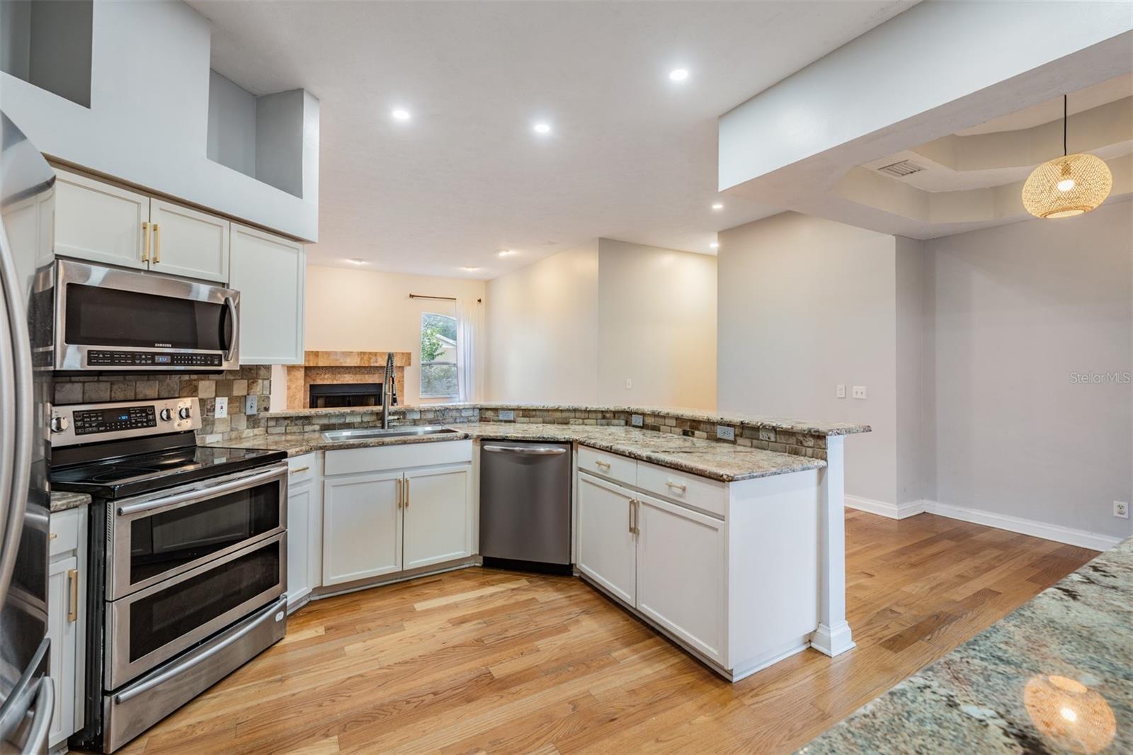 Image 13 of 46 For 2706 Bent Leaf Drive