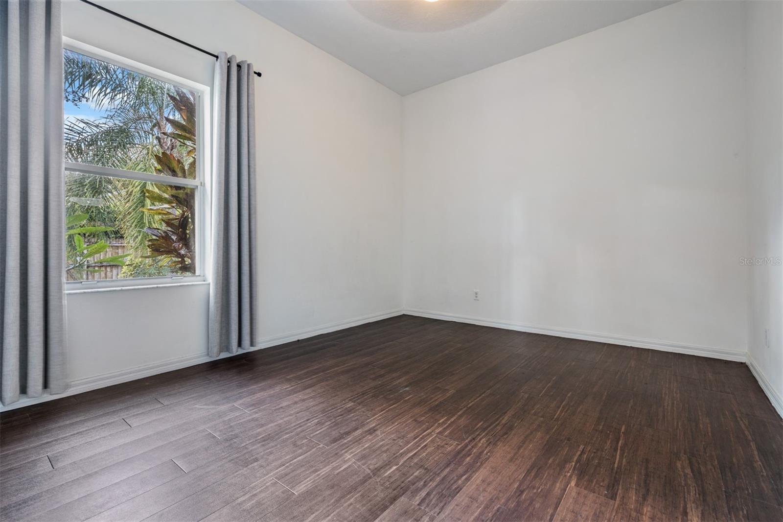 Image 34 of 46 For 2706 Bent Leaf Drive