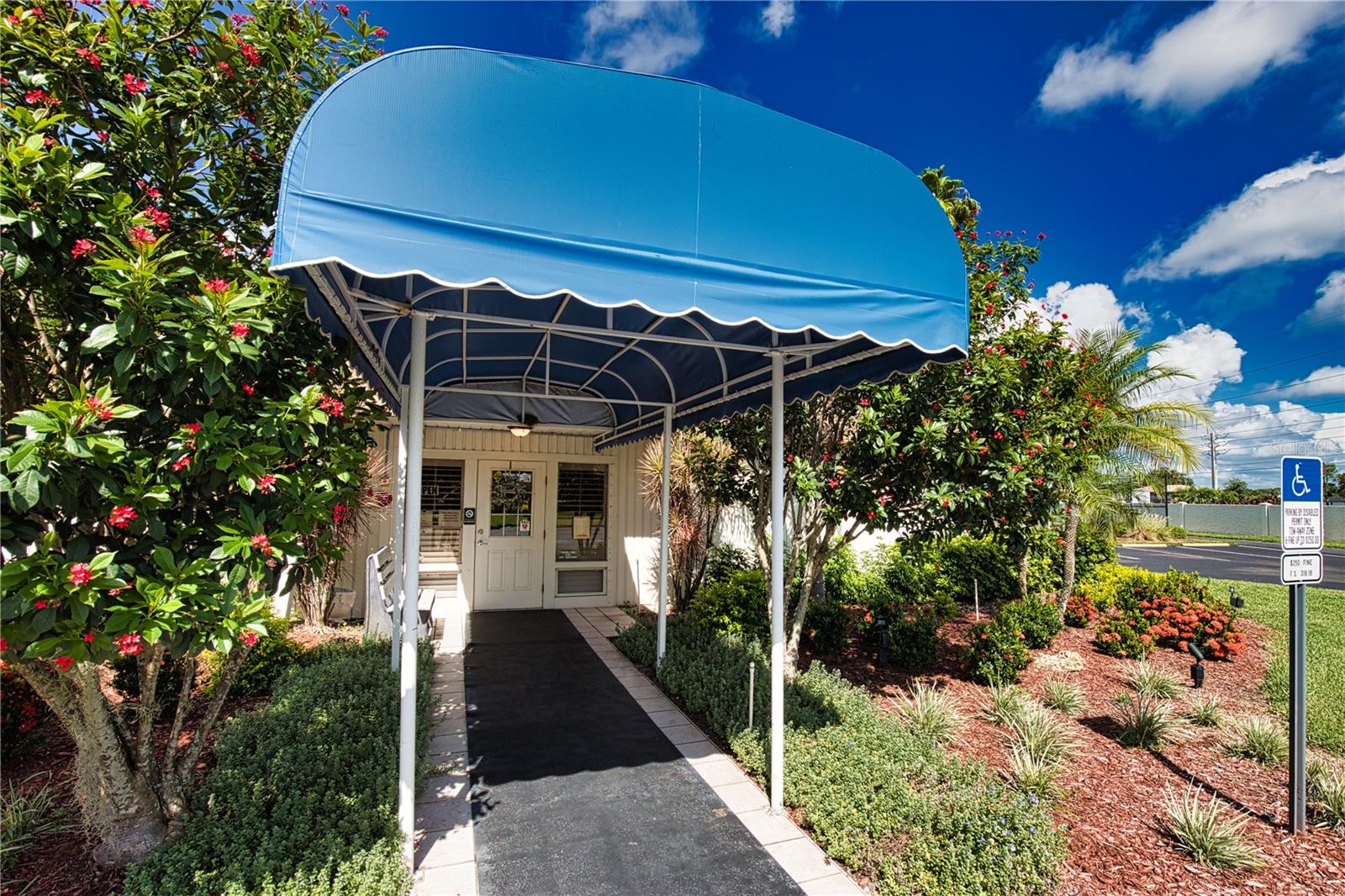 Image 53 of 63 For 670 Alvarado