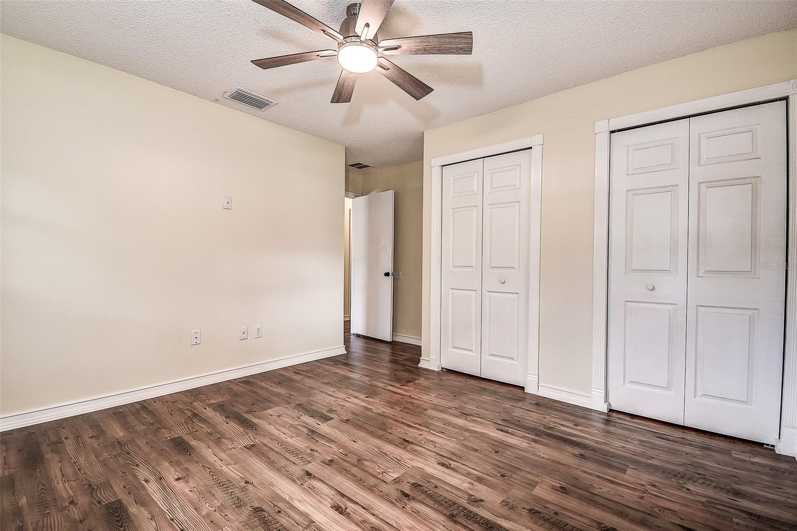 Image 21 of 48 For 600 91st Avenue N