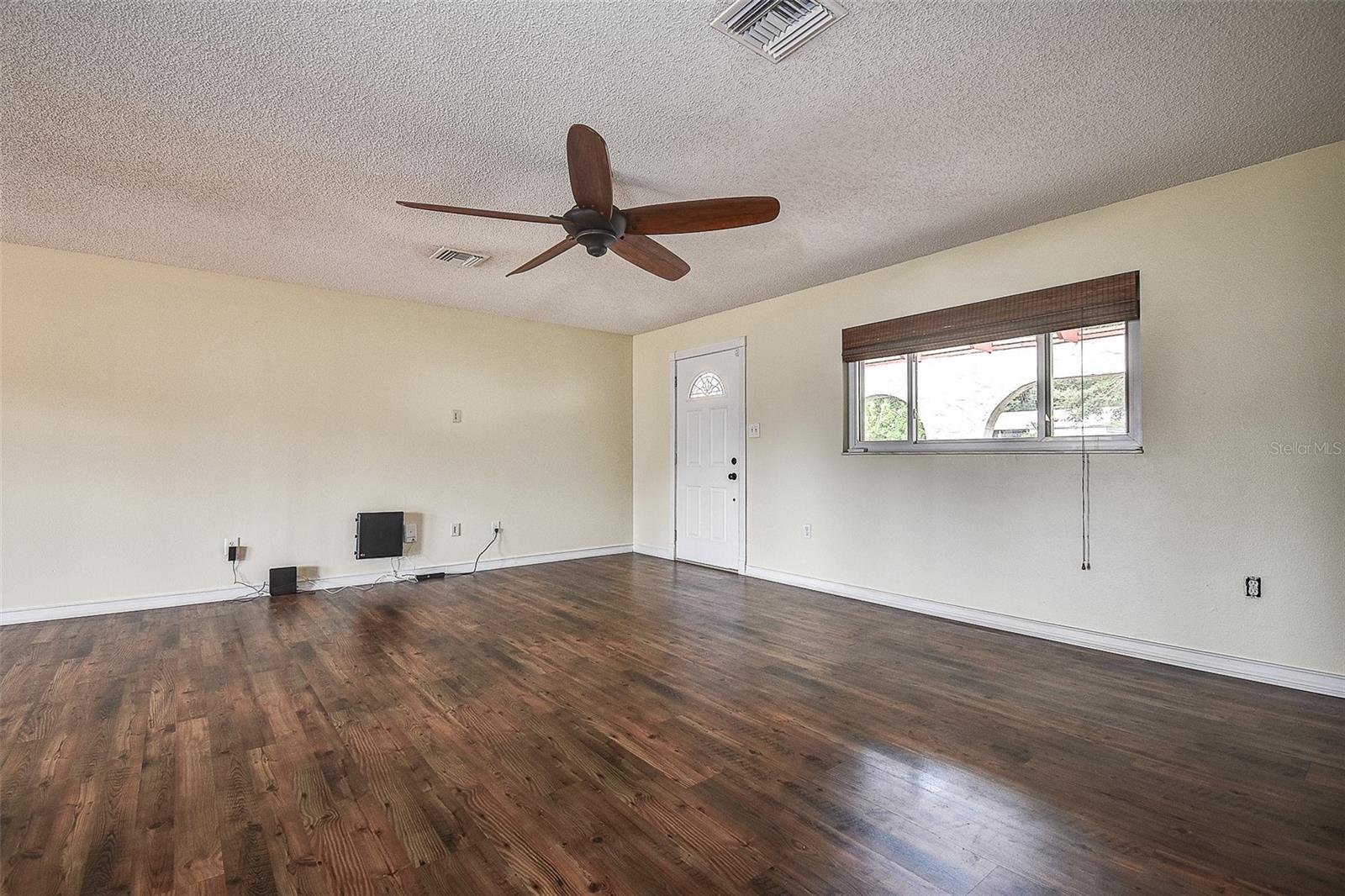 Image 8 of 48 For 600 91st Avenue N