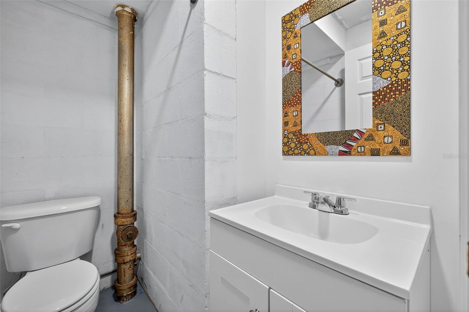 Image 17 of 20 For 2716 14th Street N