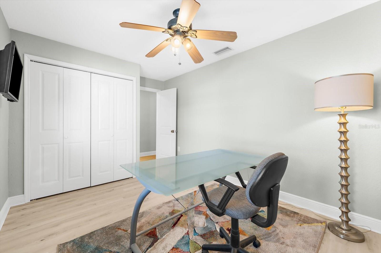 Image 32 of 51 For 111 17th Street